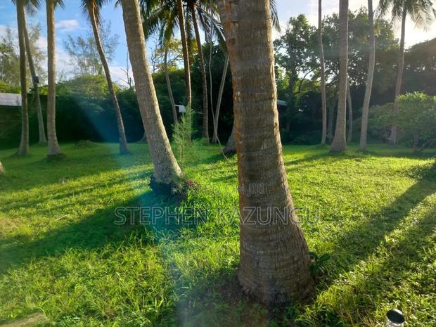 Furnished 6bdrm Mansion in In Diani Beach Near, Ukunda for sale