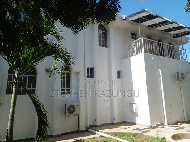 Furnished 8bdrm Mansion in C.D.V House, Ukunda for sale