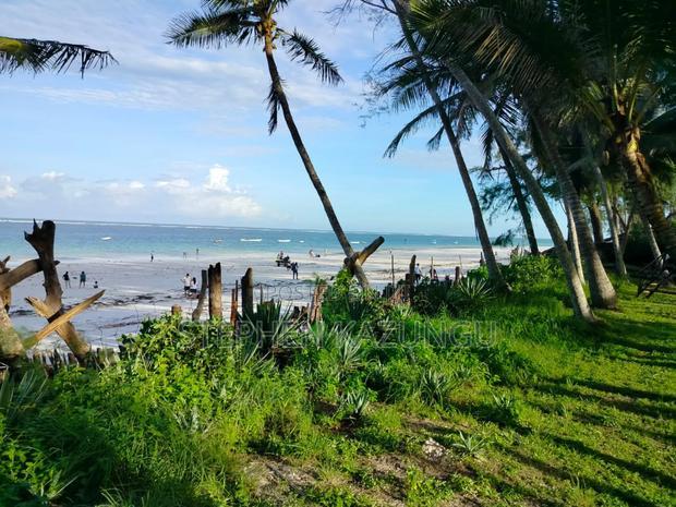 Furnished 6bdrm Mansion in In Diani Beach Near, Ukunda for sale