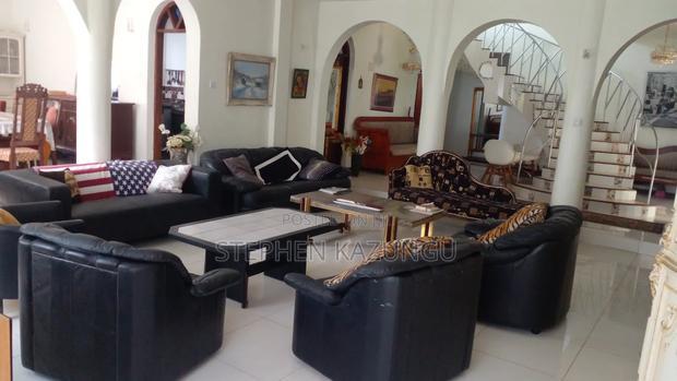 Furnished 8bdrm Mansion in C.D.V House, Ukunda for sale