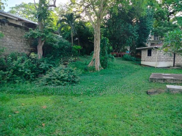 Furnished 6bdrm Mansion in In Diani Beach Near, Ukunda for sale