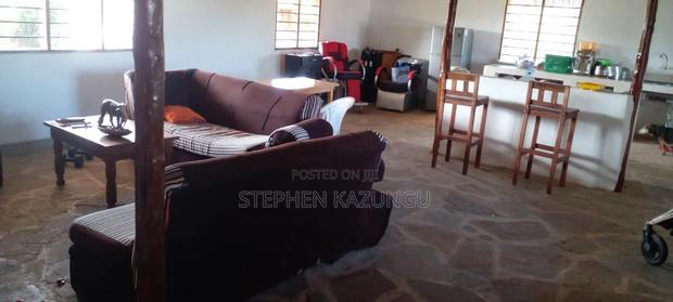 Furnished 5bdrm House in Coconut Groove 3 End, Ukunda for sale