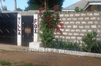 Furnished 2bdrm Bungalow in White House Villa for rent