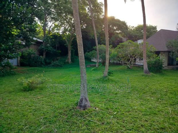Furnished 6bdrm Mansion in In Diani Beach Near, Ukunda for sale