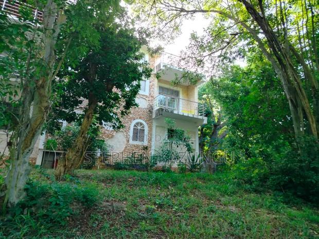 Furnished 6bdrm Mansion in In Diani Beach Near, Ukunda for sale