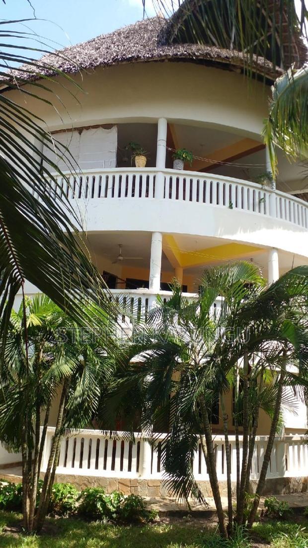 Furnished 4bdrm House in Golf & Living, Ukunda for rent