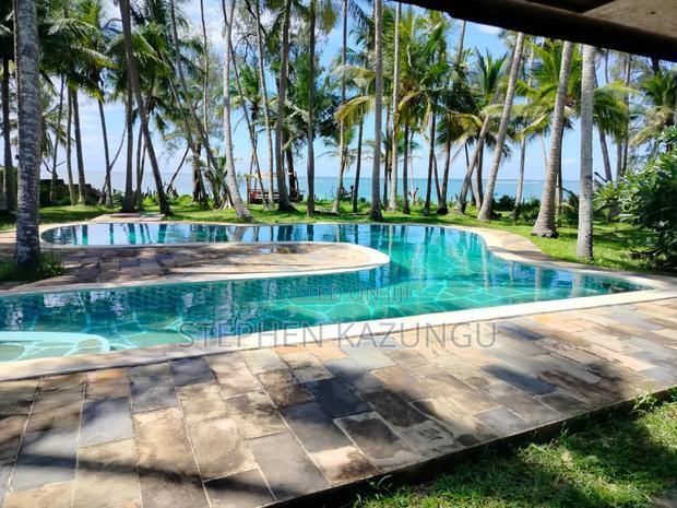 Furnished 6bdrm Mansion in In Diani Beach Near, Ukunda for sale