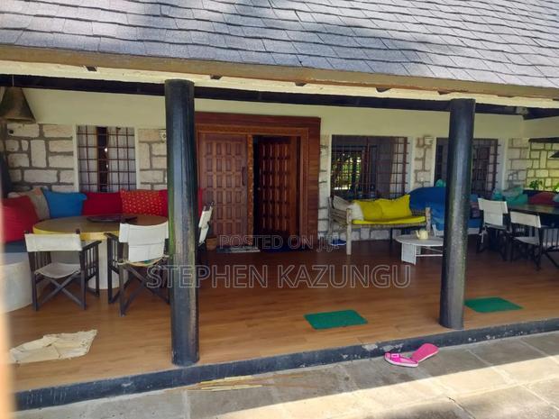 Furnished 6bdrm Mansion in In Diani Beach Near, Ukunda for sale