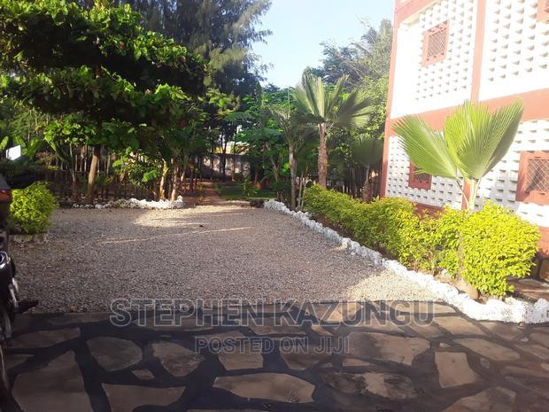 3bdrm Bungalow in Darad Estate Not Far, Ukunda for sale
