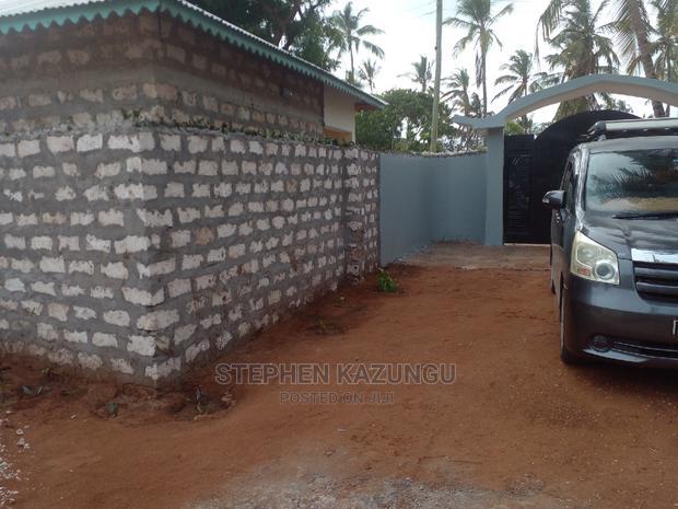 1bdrm House in Tel Avivi City, Malindi for rent