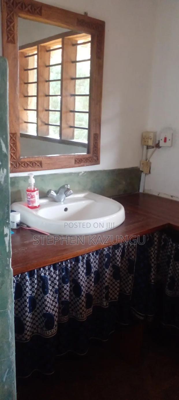 Furnished 5bdrm House in Coconut Groove 3 End, Ukunda for sale