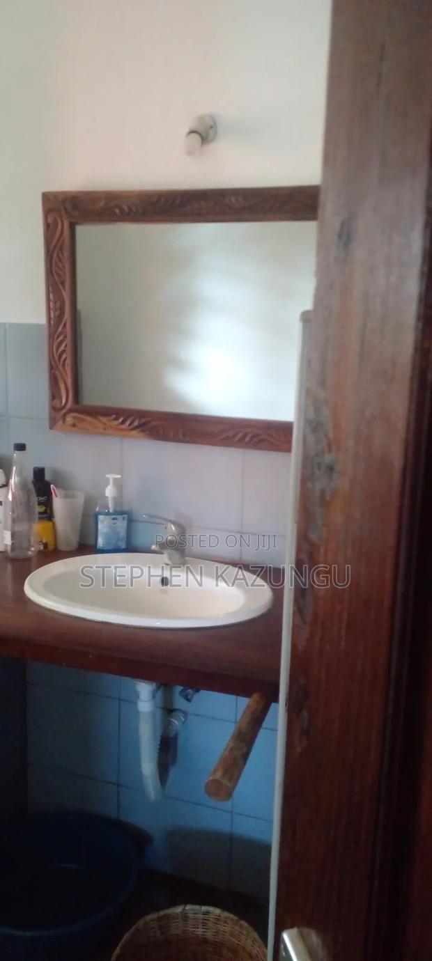 Furnished 5bdrm House in Coconut Groove 3 End, Ukunda for sale