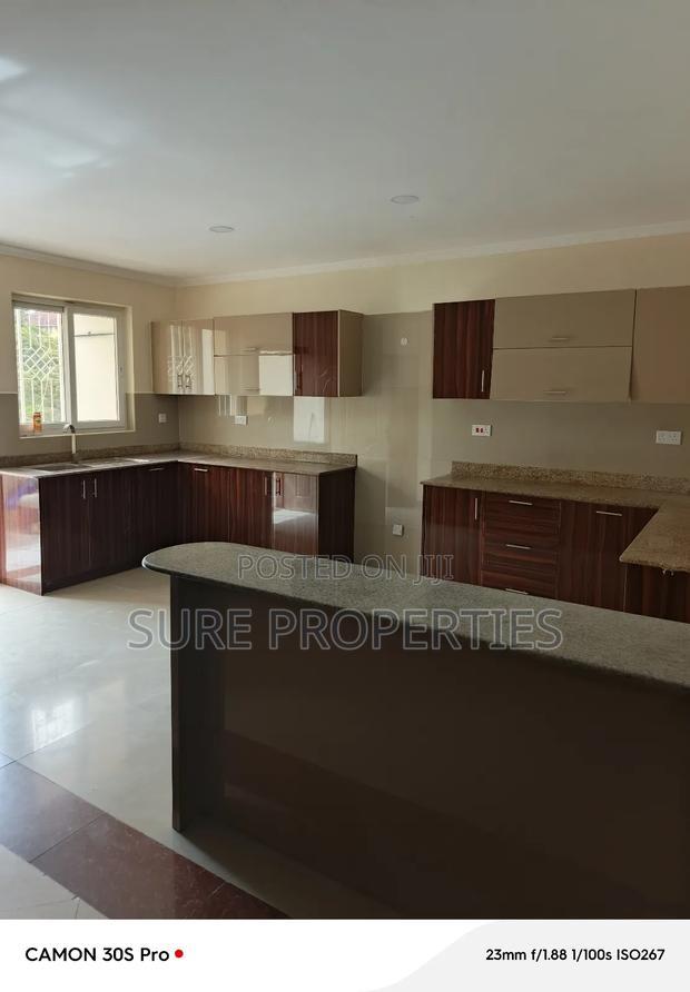 3bdrm Apartment in Riara Road, Kilimani for rent