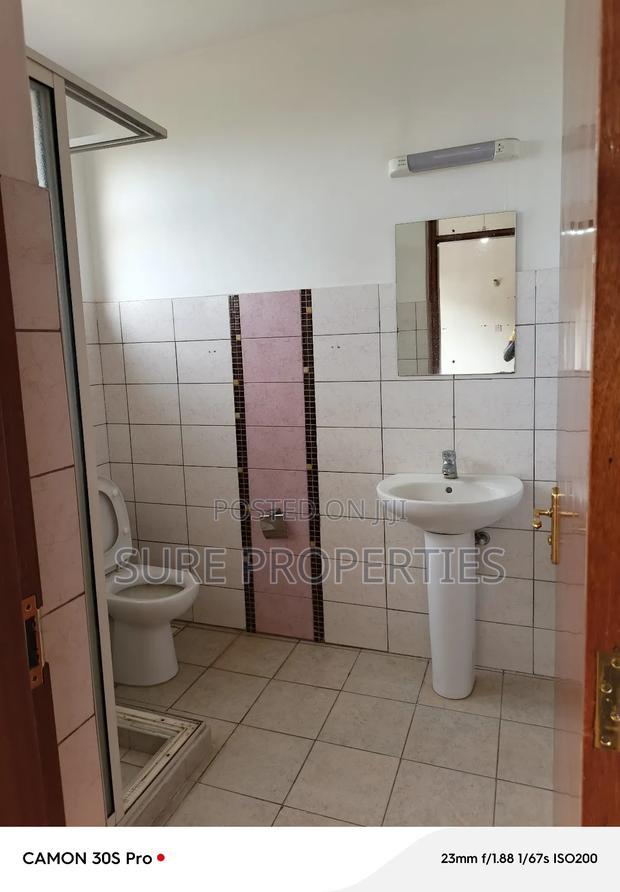 3bdrm Apartment in Ndemi Road, Kilimani for rent