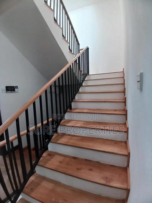 3bdrm Townhouse/Terrace in Kirawa Road, Kitisuru for sale