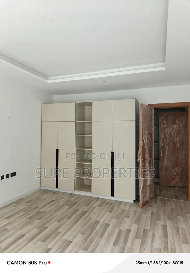 5bdrm Townhouse/Terrace in Lavington for sale