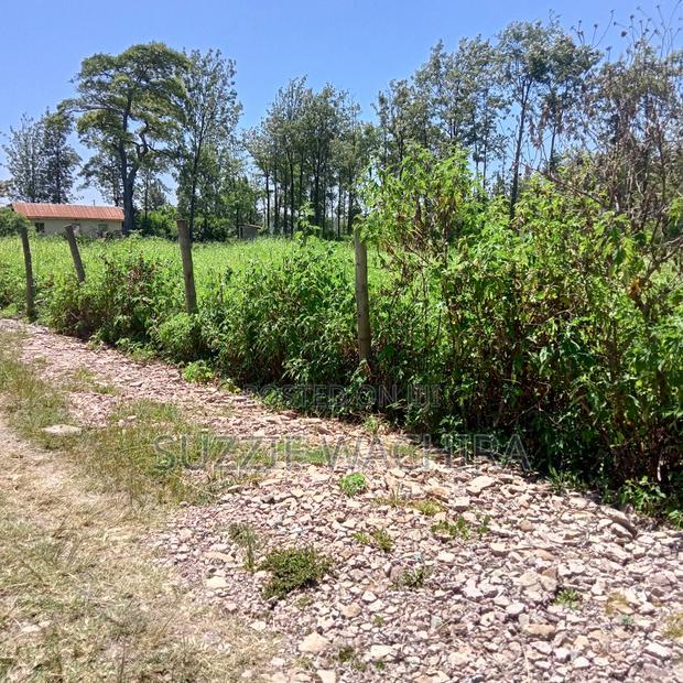 1acre Land for Sale at Kenol Touching Kenol Marua Highway