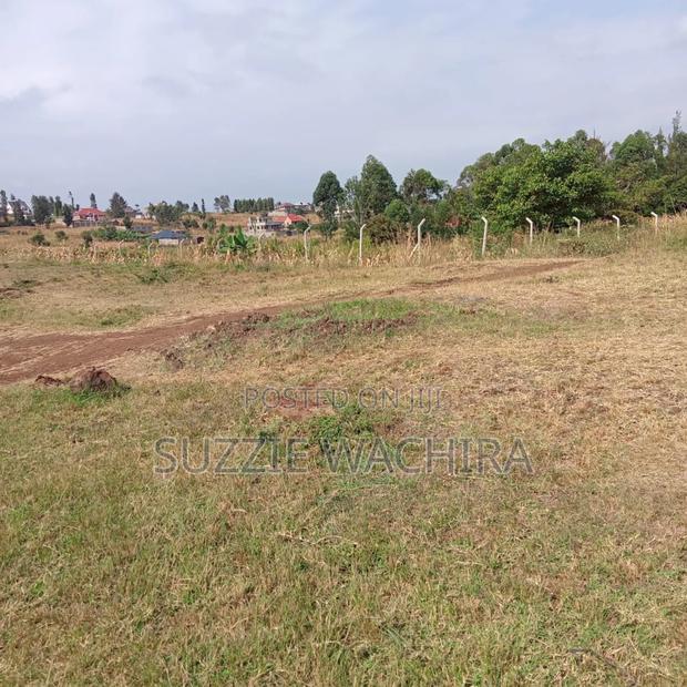 3/4 Land on Touching Tarmac at 50m