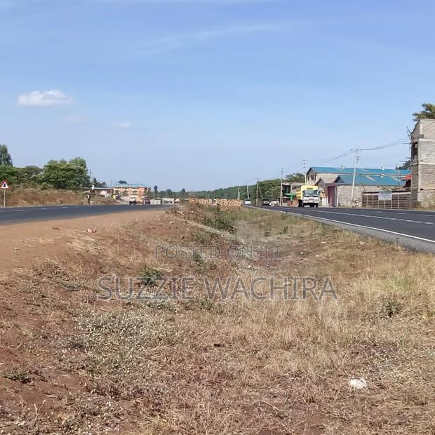 100x100ft Plot for Sale at Kenol Touching Kenol Marua Highwa