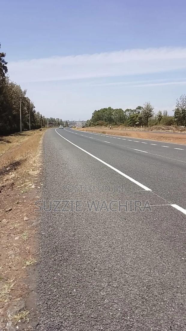 1 Acre Land Touching Kenol Marua Highway for Sale