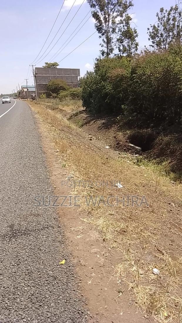 100x100ft Plot for Sale at Kenol Touching Kenol Marua Highwa