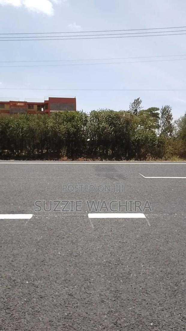 100*100ft Plot for Sale Touching Kenol Marua Highway