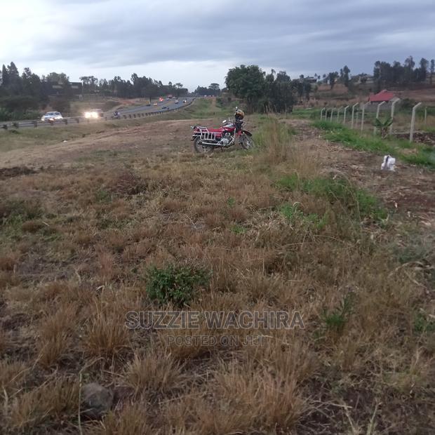 3/4 Land Touching Tarmac on Thika-Nairobi Highwy Near Kabati