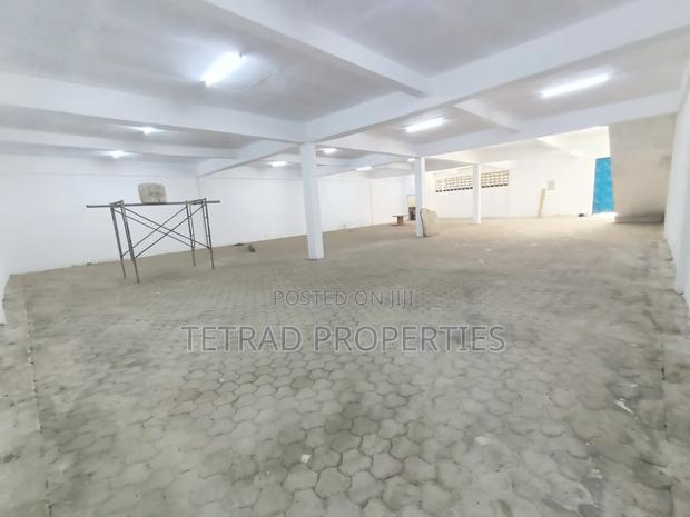 8000sqf Godown For Rent Along Eastern Bypass. 30mins To Jkia