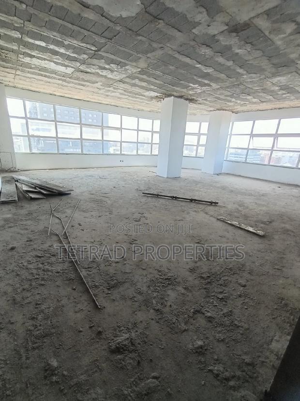 1525 SQF Office for Sale in Westland Near GTC.(Sh. At Sqf)