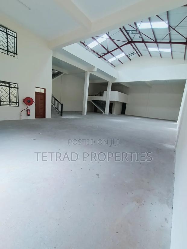 7530 SQF Godown /Warehouse for Sale in Baba Dogo.