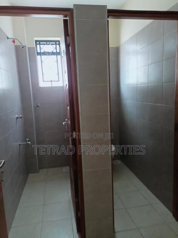 7530 SQF Godown /Warehouse for Sale in Baba Dogo.