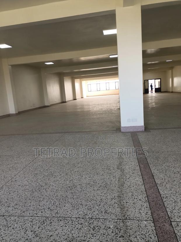7102 SQF Showroom/Storage In Mombasa Rd. All Inclusive.