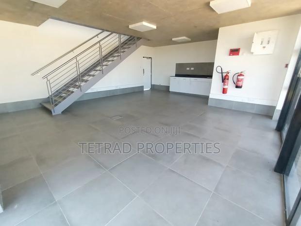 8,580 SQFT Godown Special Economic Zone.(30mins From Jkia)