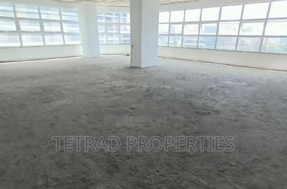 1525 SQF Office for Sale in Westland Near GTC.(Sh. At Sqf)