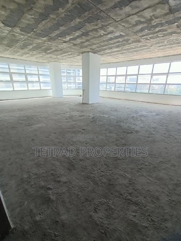 1525 SQF Office for Sale in Westland Near GTC.(Sh. At Sqf)