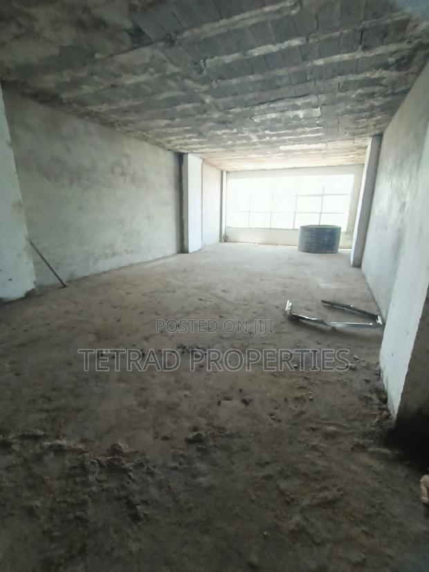 1011 SQF Office for Sale in Westland Near GTC Sh. Per SQF