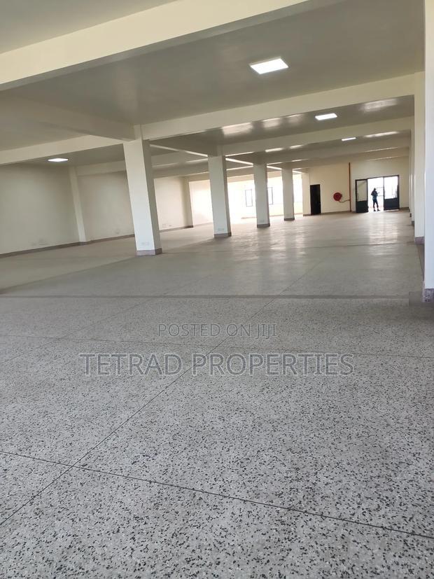 7102 SQF Showroom/Storage In Mombasa Rd. All Inclusive.