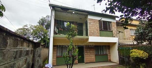 3bdrm Maisonette in Hurlingham for sale