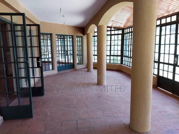 5bdrm Villa in Runda for sale