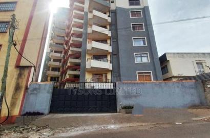 2bdrm Block of Flats in Parklands for sale