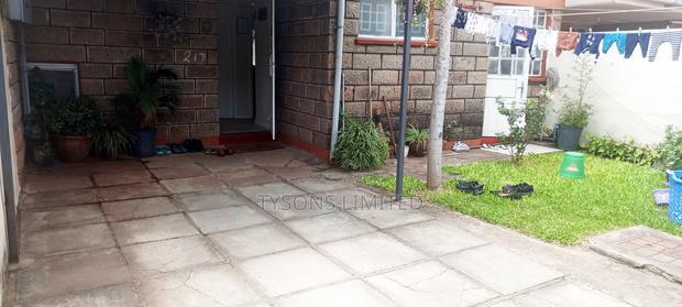 4bdrm Maisonette in Rubia Estate for sale