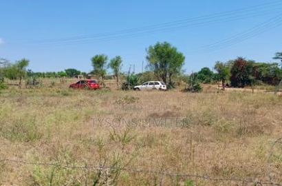 Quarter Acre Plot for Sale at Machakos Junction