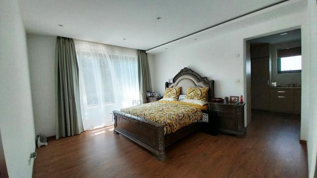 4bdrm Villa in Peponi Road, Parklands/Highridge for sale