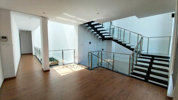 4bdrm Villa in Peponi Road, Parklands/Highridge for sale