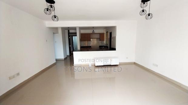 2bdrm Block of Flats in Parklands for sale