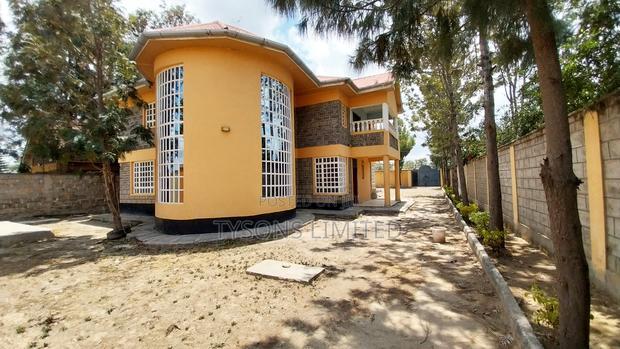 4bdrm Maisonette in Chuna Estate, Kitengela for sale