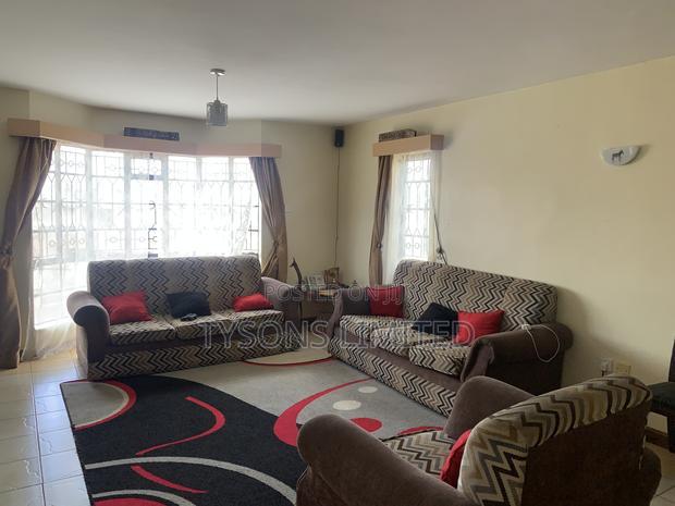 3bdrm Apartment in Madaraka Estate for sale
