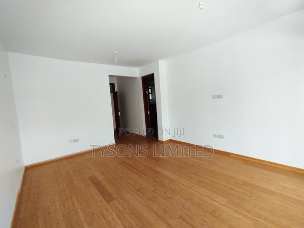 4bdrm Townhouse/Terrace in Convent Drive, Muthangari for sale