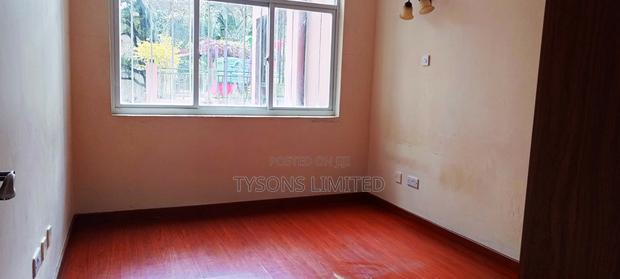 3bdrm Apartment in Lavington, Muthangari for sale