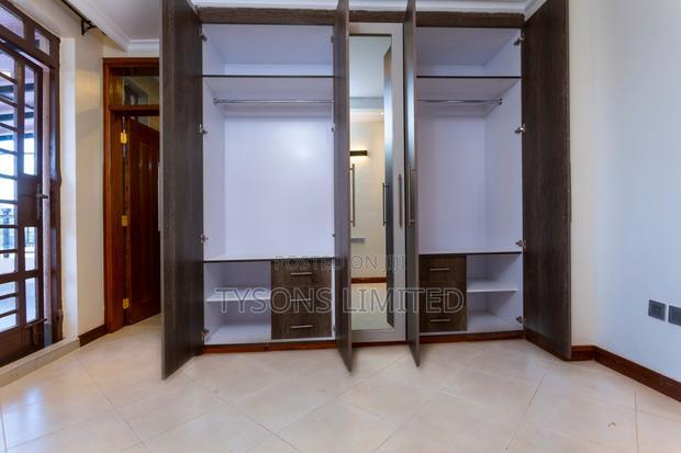 4bdrm Villa in Ngong, Oluulua for sale